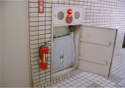 屋内消火栓 屋内消火栓